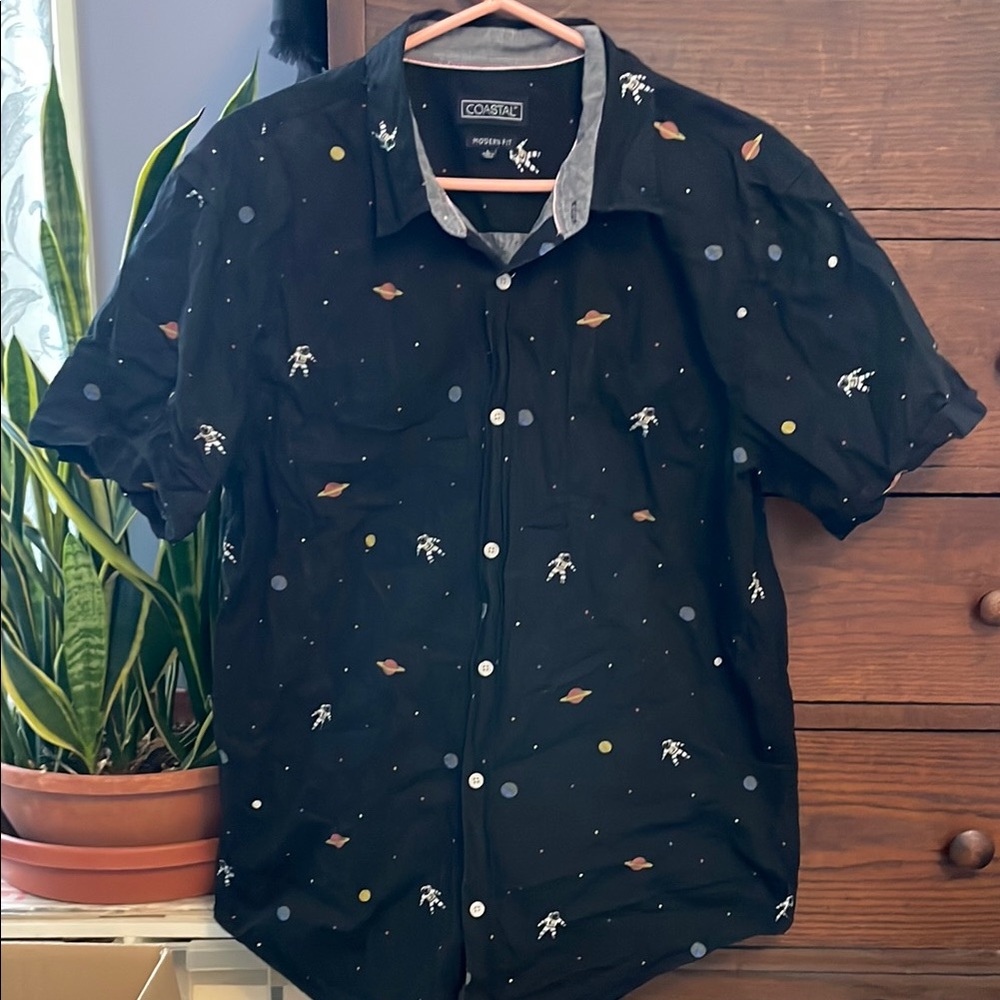 Men's L Outer Space Black Short Sleeve Button Up Shirt